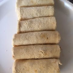 A picture of Bread roll.