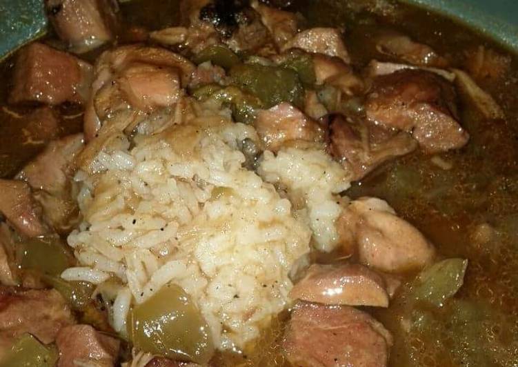 Easiest Way to Prepare Super Quick Homemade Gumbo!!! Minus celery  because I&#39;m  allergic  :)