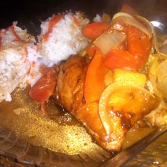 A picture of moms sweet and sour chicken.