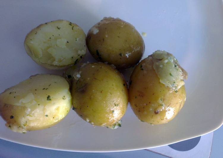Baby new potatoes in herb butter
