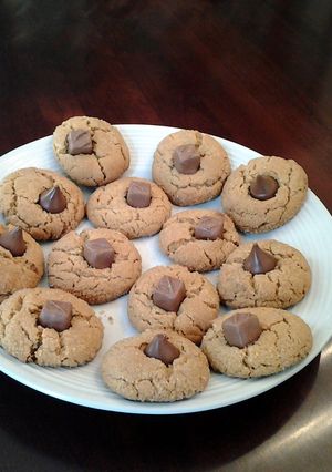 A picture of Peanut Butter Middle Cookies.
