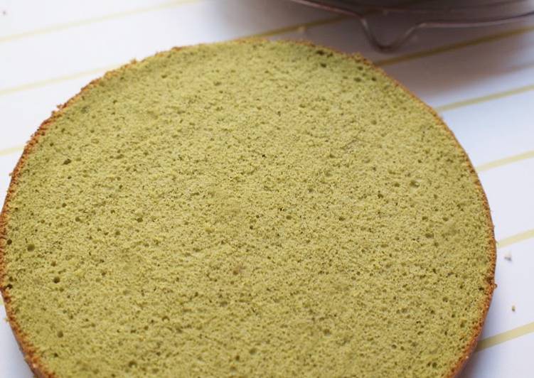 Steps to Prepare Award-winning Light and Moist Matcha Sponge Cake