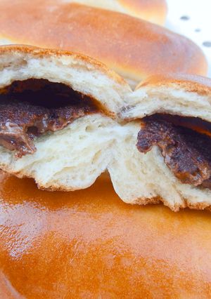 Una foto de Panecillos de leche rellenos de nocilla