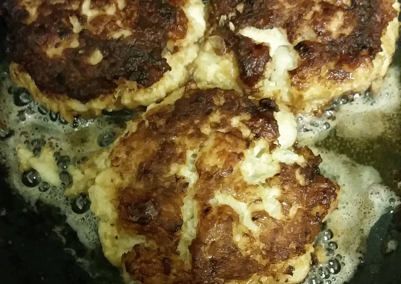 Crab and cream cakes