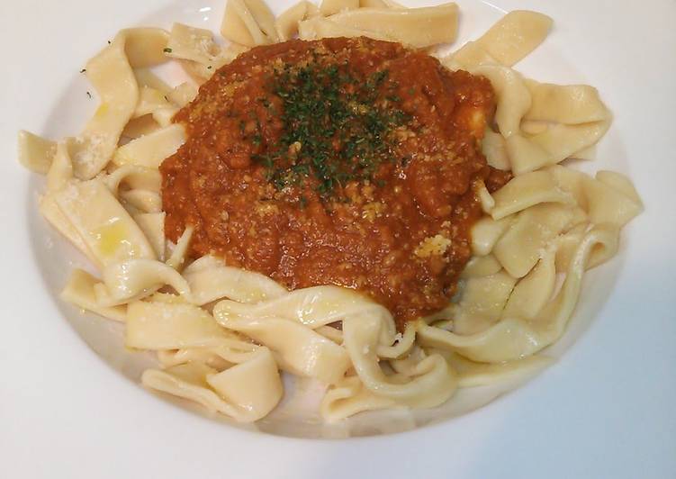 Steps to Prepare Quick Spicy Meat Sauce for Homemade Pasta