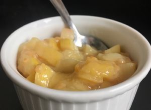 Una foto de Compota de guayaba en microondas