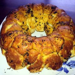 A picture of Irvixen's Smoky Herb Monkey Bread.