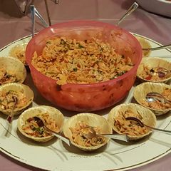 A picture of Kuisines Buffalo Chicken Salsa.