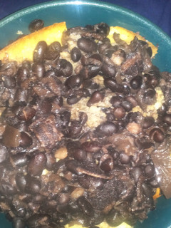 A picture of Black Beans & Cornbread.