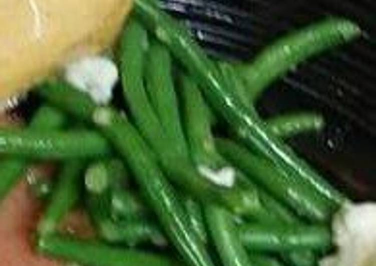 How to Make Super Quick Homemade Fast green beans