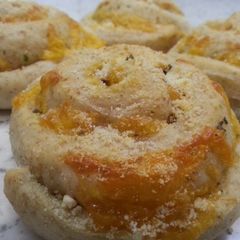 A picture of Pinwheel cheese buns.