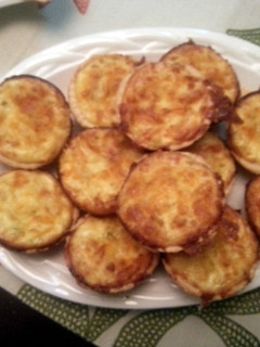 A picture of Mini Quiche - ackee - spinach - bacon etc.