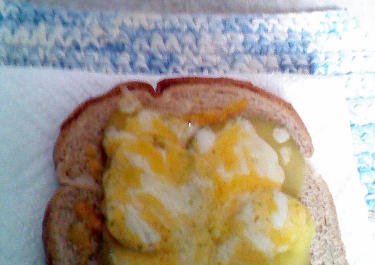 Pickle Cheese Bread