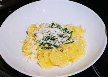 Fresh, Making Recipe Cacio e pepe Spaghetti Squash with chive pesto Practical Delicious Fresh, Making Recipe Cacio e pepe Spaghetti Squash with chive pesto Practical Delicious