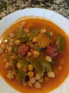 Una foto de Garbanzo con habichuela