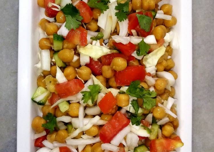 How to Prepare Speedy Chickpea salad