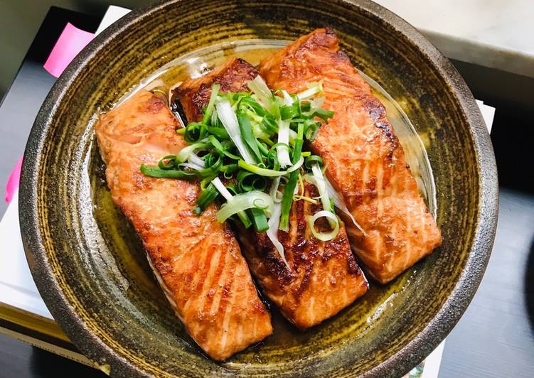 Resep Japanese Salmon Teriyaki W Homemade Teriyaki Sauce Oleh Edah Lebiez Cookpad