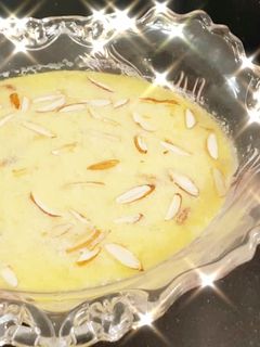 झटपट तांदुळाची खीर (tandul kheer recipe in marathi) रेसिपी चे मुख्य फोटो
