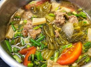 Hình của món Canh Bò Nấu Dưa Cải Chua.