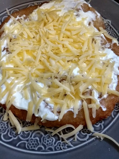 Gluténmentes lángos barna rizslisztből recept fotója
