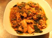 Una foto de recetas con pollo y puerros