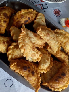 Una foto de Empanadas de Carne muy fácil y riquísima 😎👌