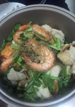 รูปของ กุ้งอบวุ้นเส้น สูตรนี้ใช้หม้อหุงข้าวนะค่ะทำง่ายมากกกก