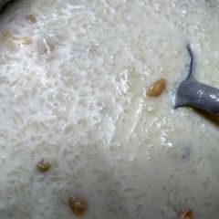 A picture of Rice kheer.