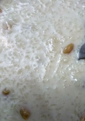 A picture of Rice kheer.