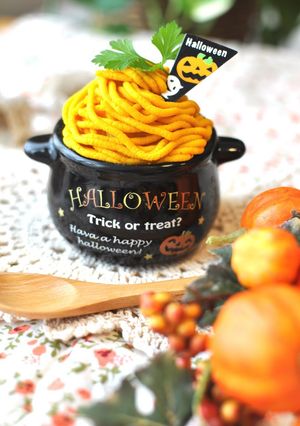 A picture of Kabocha Squash Mont Blanc for Halloween.