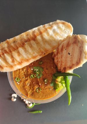 मलाई मार्टीनी विथ गोबी सैन्डविच रेसिपी मुख्य फोटो
