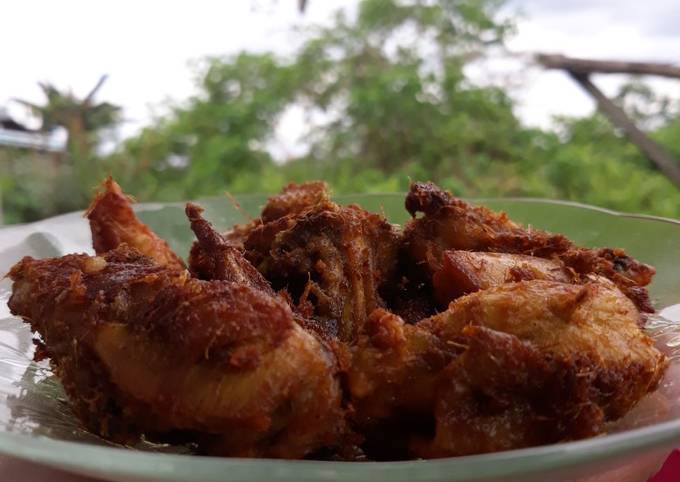 Ayam Goreng Ungkep Gurih Maknyus