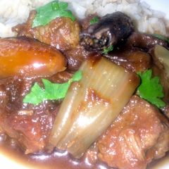 A picture of Sig's Shallot,Date and Lamb/Tofu Tagine.