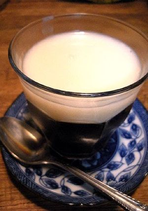 A picture of Jiggly Coffee Jello.