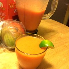A picture of Irie Tropical Smoothie.