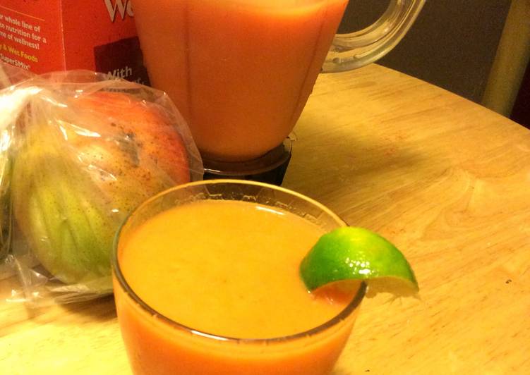 How to Prepare Homemade Irie Tropical Smoothie