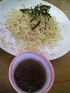 A picture of Cold Ramen Noodles.
