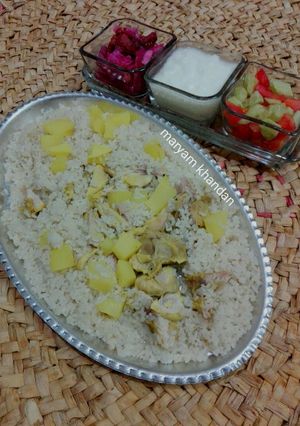 عکسی از دستور کته سیب زمینی و مرغ