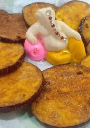 (Bengali Begun Bhaja Recipe in Tamil) கத்திரிக்காய் வறுவல் 😜. மேற்கு வங்காளம் செய்முறை முக்கிய புகைப்படம்