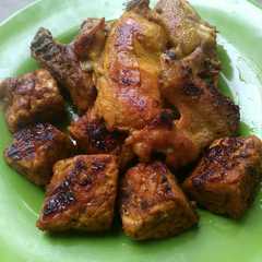 รูปของ Ayam Tempe Bacem🍗