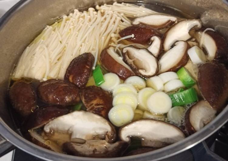 Resep Cha Soba mushroom soup yang Sempurna