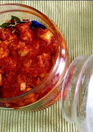 A picture of Instant Mango pickle.