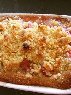 A picture of Rhubarb Kuchen.