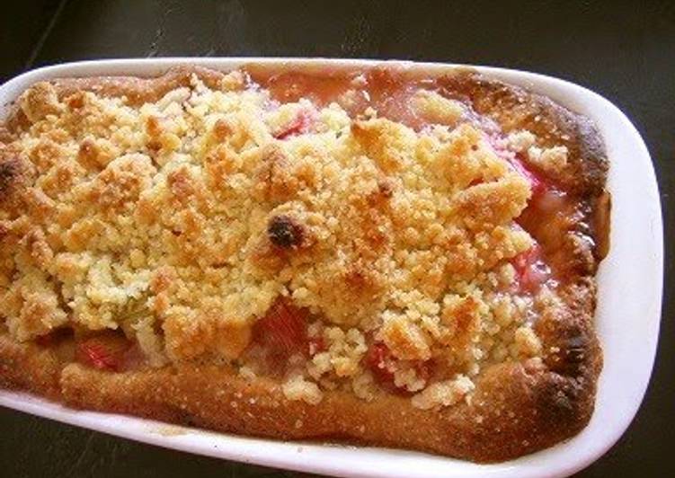 Simple Way to Prepare Perfect Rhubarb Kuchen