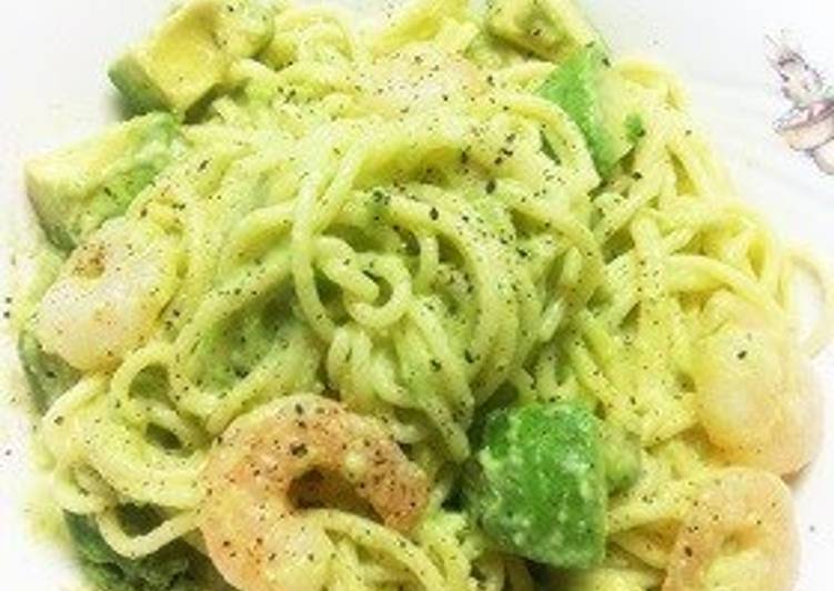 Recipe of Award-winning Creamy Pasta with Shrimp and Avocado