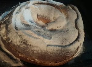 Una foto de Ensaimada con crema pastelera 🤗