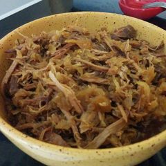 A picture of Crock Pot Pork and Saurekraut.
