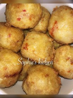 A picture of Yam balls.