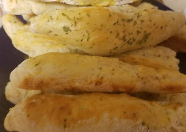 Step-by-Step Guide to Prepare Award-winning Garlic Breadsticks