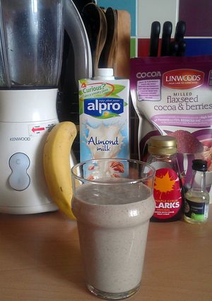 A picture of Vickys Banana & Almond (Or not!) Smoothie, GF DF EF SF NF.